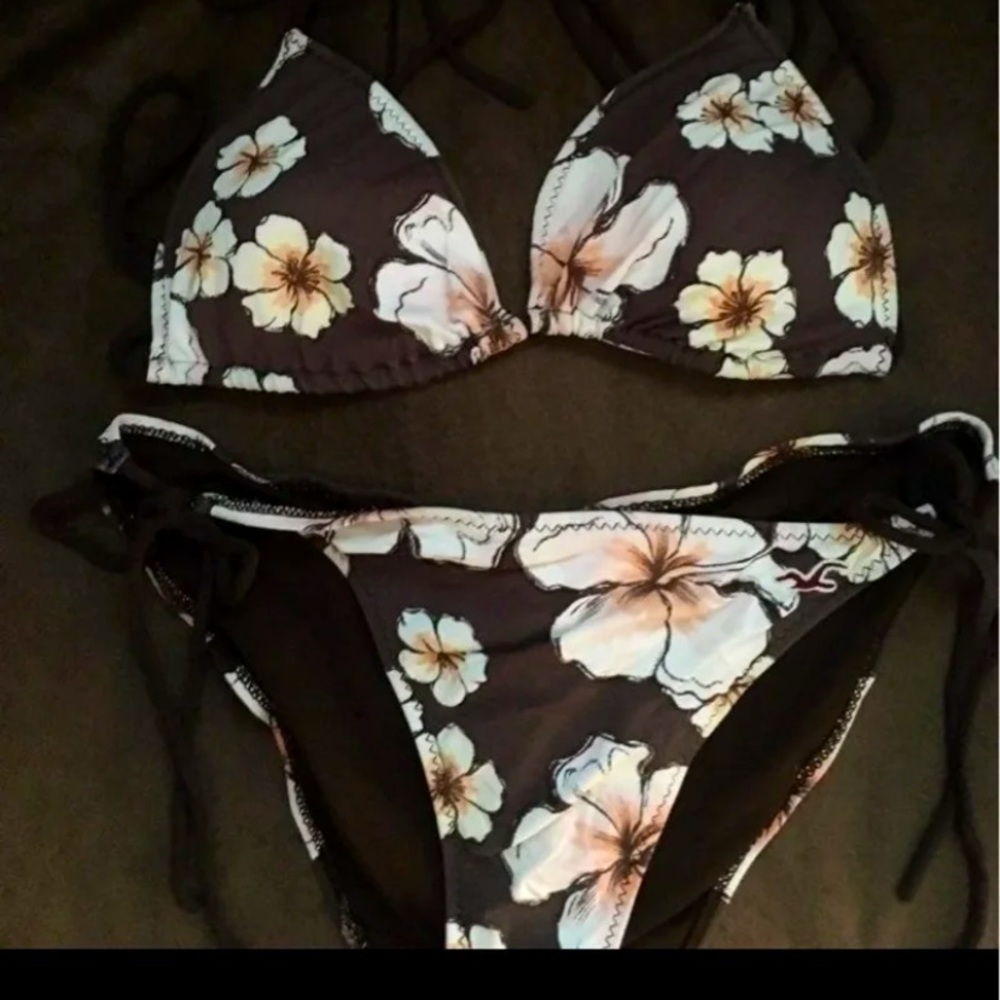 Hollister bikini
